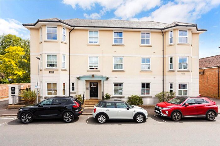 2 Bedroom Apartment For Sale In Marlow House, Institute Road, Marlow, Buckinghamshire, SL7