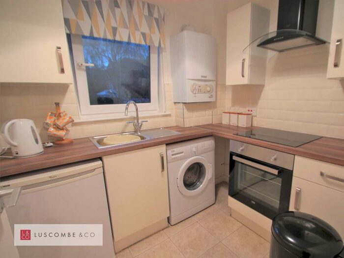 1 Bedroom Flat To Rent In William Lovett Gardens, Newport, NP20