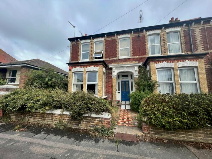 1 Bedroom Apartment To Rent In Northdown Avenue, Margate, CT9