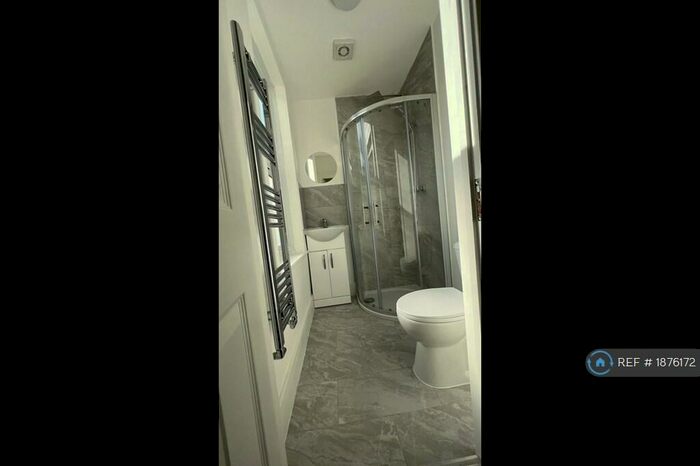 1 Bedroom Flat To Rent In Thanet Road, Erith, DA8