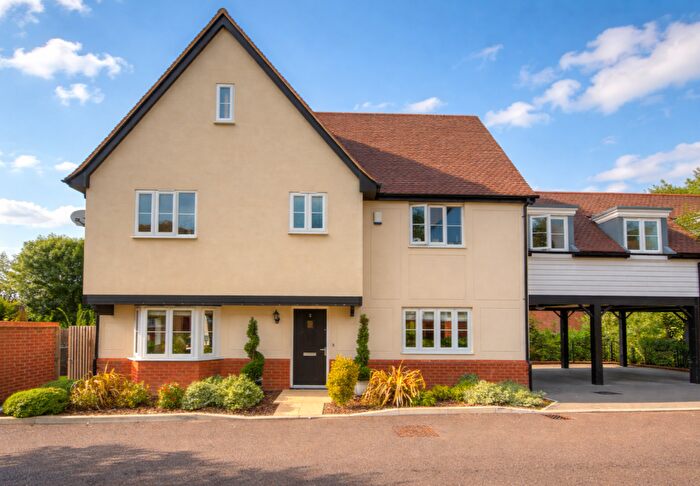 5 Bedroom Link Detached House For Sale In Arbour Mews, Harlow Town Park, CM20