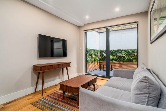 1 Bedroom Flat To Rent In Fulham Road, London, SW10