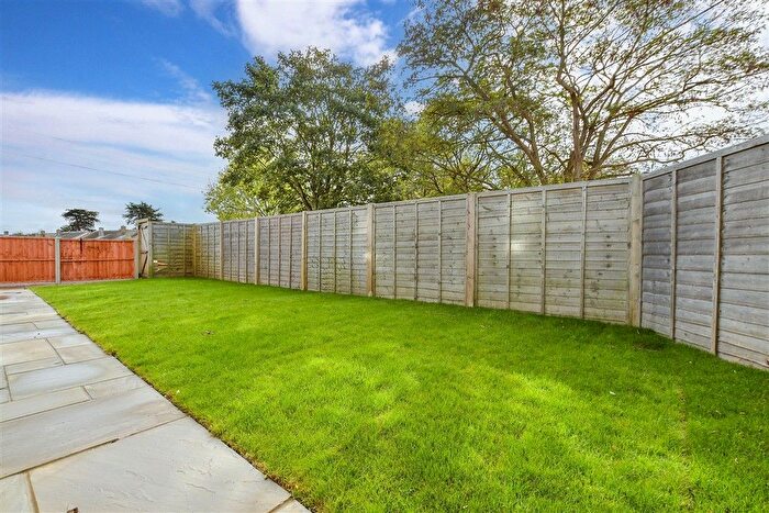 3 Bedroom Property For Sale In Station Road, Lydd, Romney Marsh, Kent, TN29