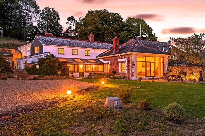 5 Bedroom Country House For Sale In Strode, Ivybridge, PL21