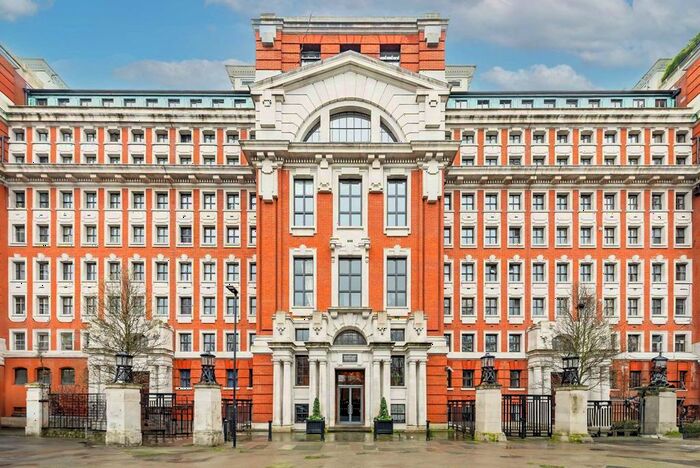 2 Bedroom Flat To Rent In Manor Gardens, London, N7