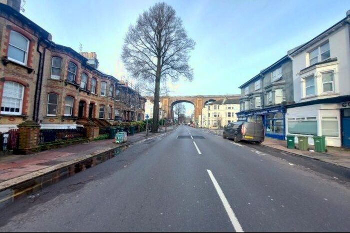 3 Bedroom Flat To Rent In Preston Road, Brighton, BN1