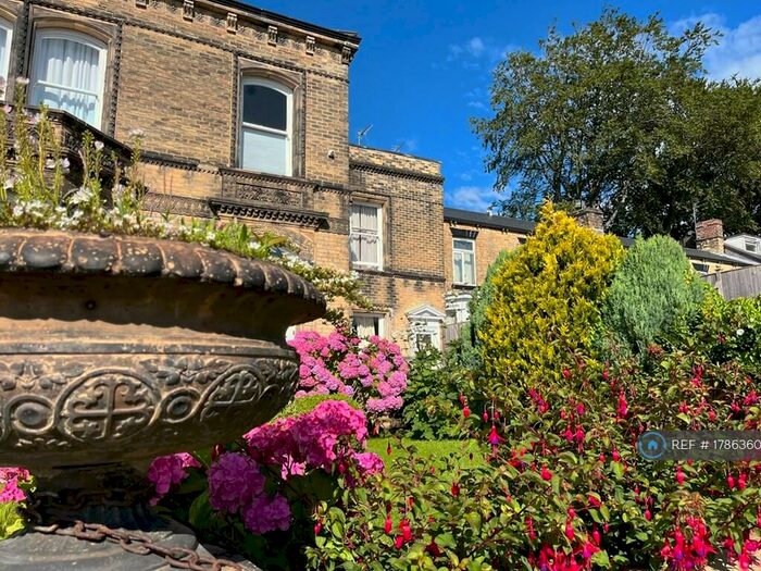 4 Bedroom Terraced House To Rent In Crookes Road, Sheffield, S10