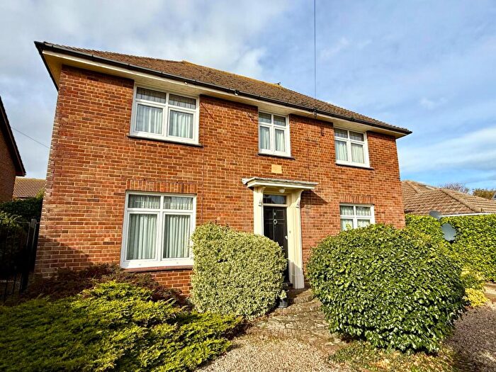 4 Bedroom Detached House For Sale In Sydney Road, Walmer, Deal, CT14