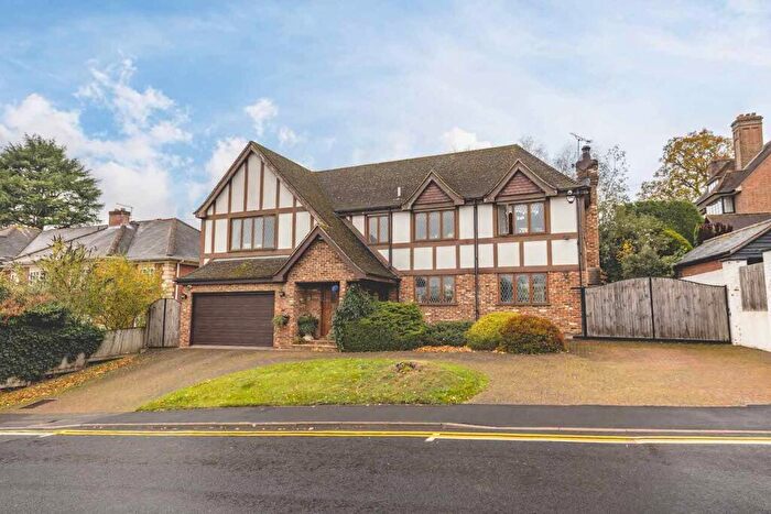 4 Bedroom Detached House For Sale In South Park Crescent, Gerrards Cross, SL9