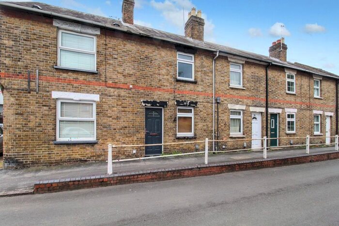 2 Bedroom Terraced House To Rent In Amwell Street, Hoddesdon, EN11