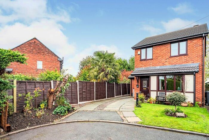 3 Bedroom Detached House To Rent In Watson Street, Swinton, Manchester, Greater Manchester, M27