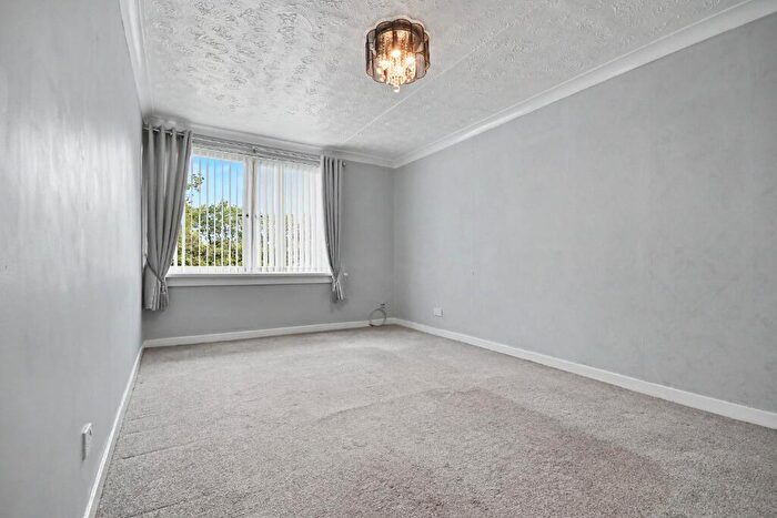 1 Bedroom Flat For Sale In Shore Street, Inverclyde, Gourock, PA19