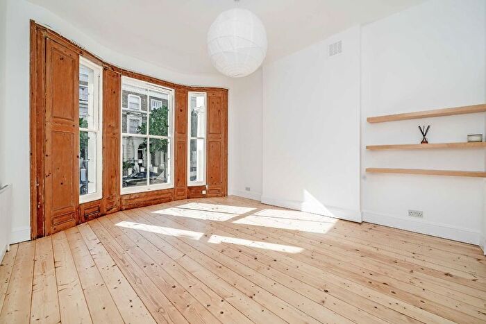1 Bedroom Flat To Rent In Chesterton Road, North Kensington, W10