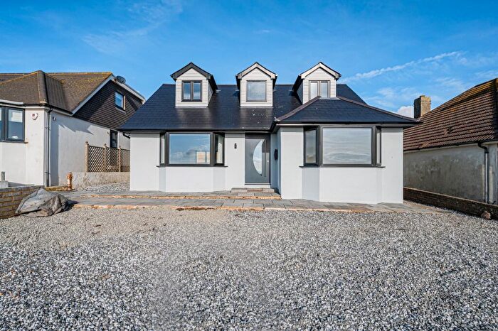 4 Bedroom Detached House For Sale In South Coast Road, Telscombe Cliffs, Peacehaven, East Sussex, BN10