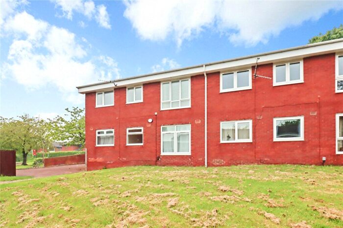3 Bedroom Flat To Rent In West Lea, Blaydon-On-Tyne, Tyne And Wear, NE21