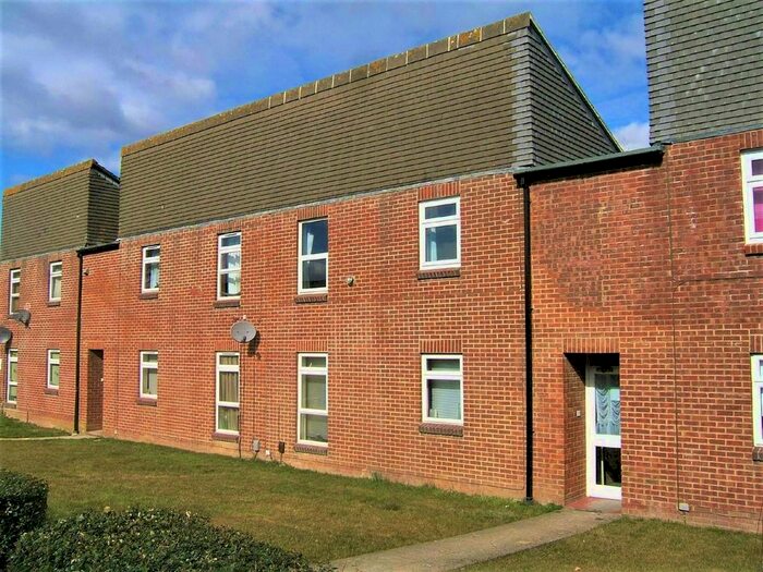 1 Bedroom Flat To Rent In Stamford Close, Toothill, Swindon, SN5