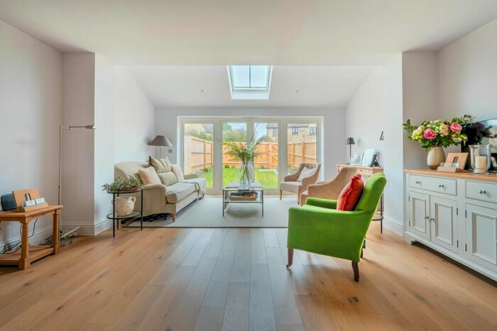 3 Bedroom Town House For Sale In Mansfield Way, Baltonsborough, BA6