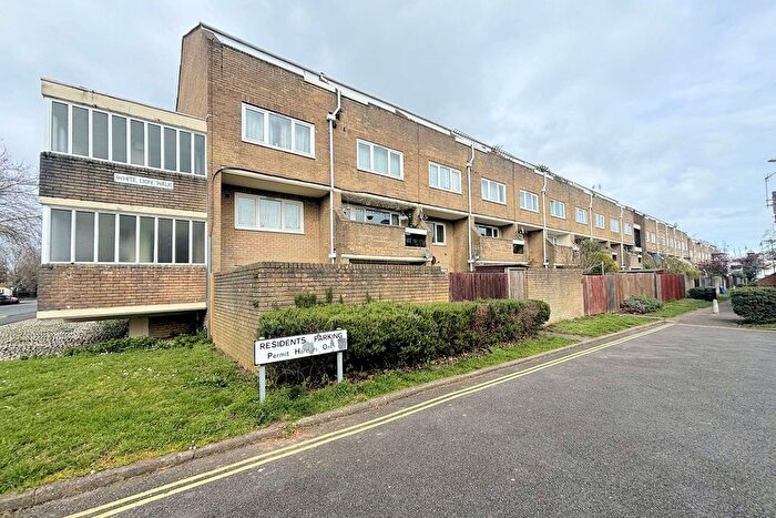 2 Bedroom Flat For Sale In White Lion Walk, Gosport, PO12