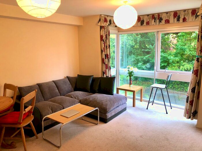 1 Bedroom Flat To Rent In Clarendon Road, Leeds LS2