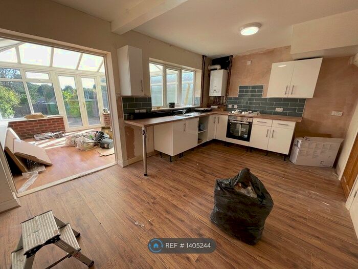 3 Bedroom Terraced House To Rent In Tyndale Crescent, Birmingham, B43