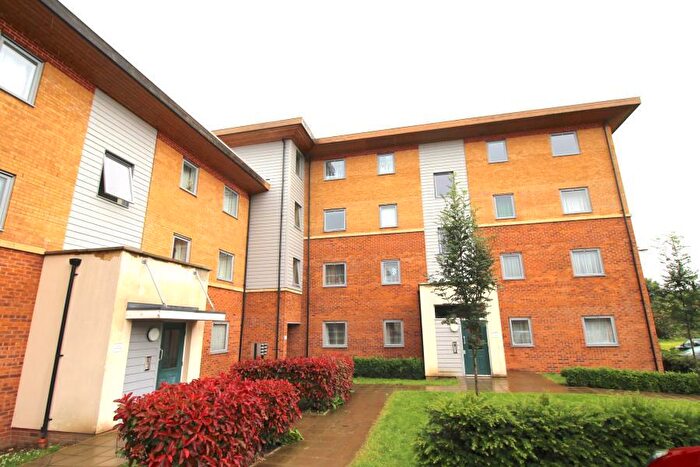 2 Bedroom Flat To Rent In Millicent Grove, Palmers Green, N13
