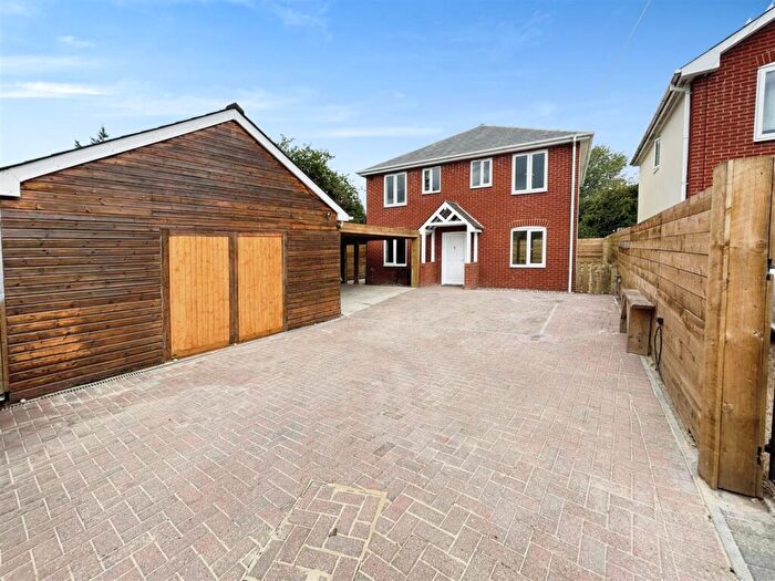 4 Bedroom Detached House For Sale In Greenhill Road, Herne Bay, CT6