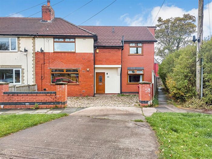 4 Bedroom End Terrace House For Sale In Anchor Grove, Darwen, BB3