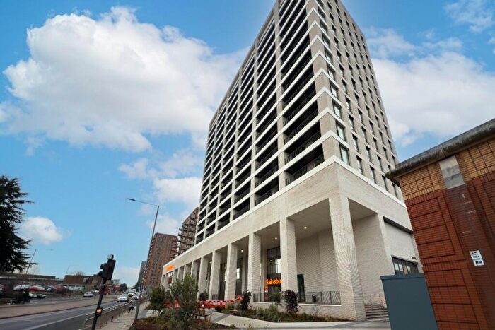 1 Bedroom Apartment To Rent In Henshaw Parade, London, NW9