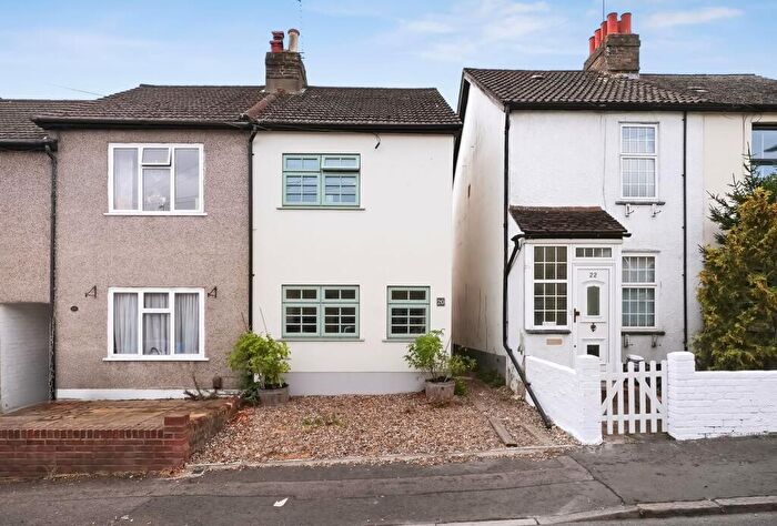 2 Bedroom End Of Terrace House For Sale In Sandy Lane North, Wallington, SM6
