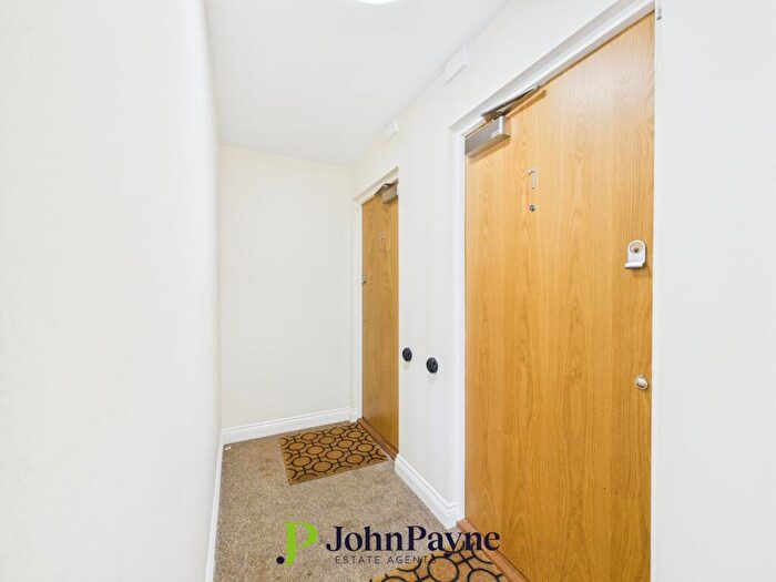 2 Bedroom Apartment To Rent In Palmerston Road, Earlsdon, Coventry, CV5