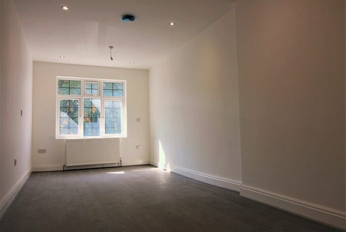 1 Bedroom Flat To Rent In Rayners Lane, Pinner HA5