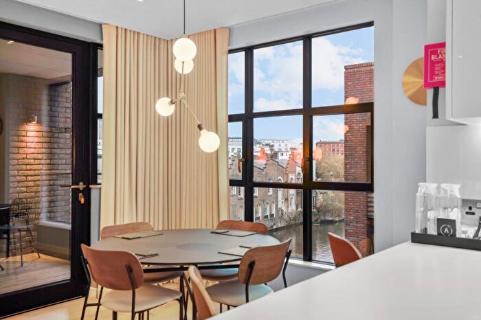 1 Bedroom Flat To Rent In Water Lane, Camden, NW1