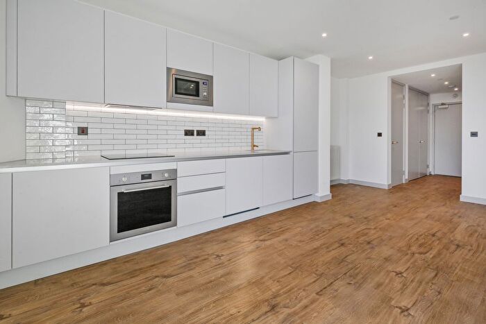 1 Bedroom Studio To Rent In The Eades, Selborne Road, London, E17