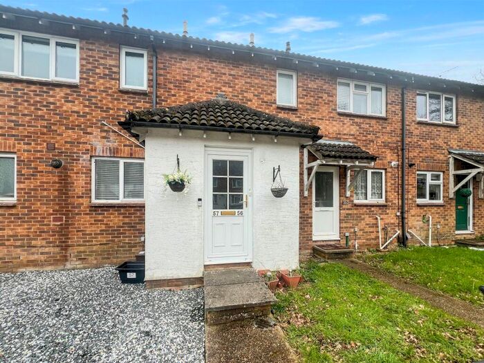 1 Bedroom Apartment To Rent In Torridge Gardens, West End, Southampton, SO18