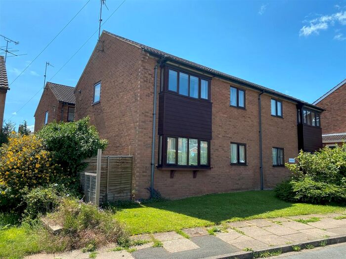 1 Bedroom Flat To Rent In Beechcroft, Frederick Road, Malvernworcestershire, WR14