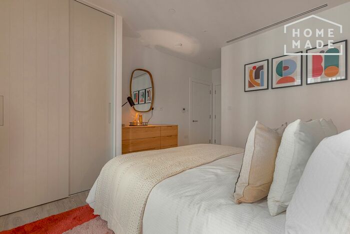 1 Bedroom Flat To Rent In Coppermaker Square, Stratford, E20