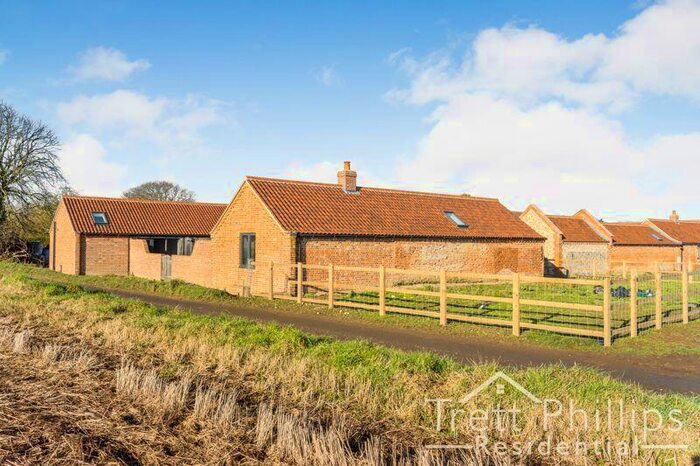 4 Bedroom Barn Conversion To Rent In Calthorpe Street, Ingham, NR12