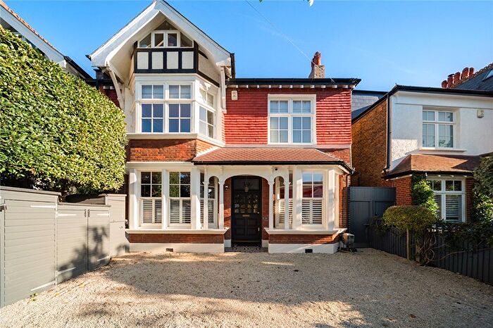 5 Bedroom Detached House For Sale In Rodenhurst Road, SW4