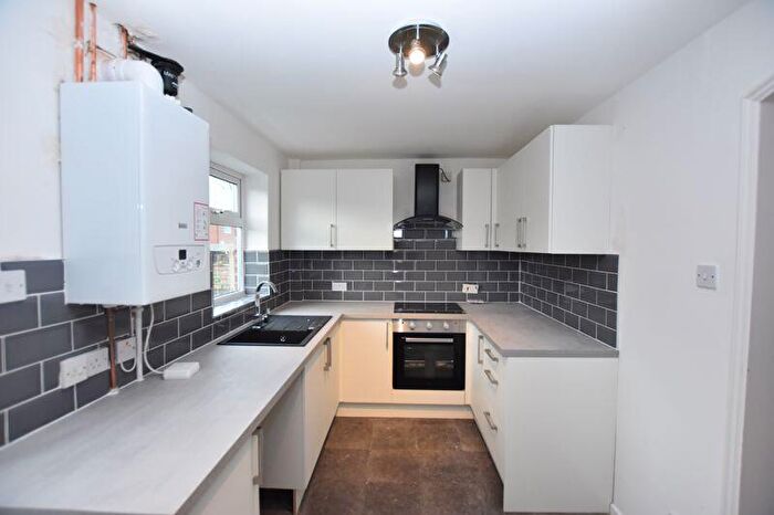 2 Bedroom Semi Detached House To Rent In Downing Street, Nottingham, NG6