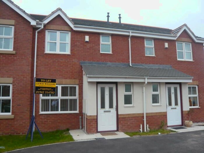 Houses for sale & to rent in WA11 0GR, GALWAY CRESCENT, Haydock St Helens