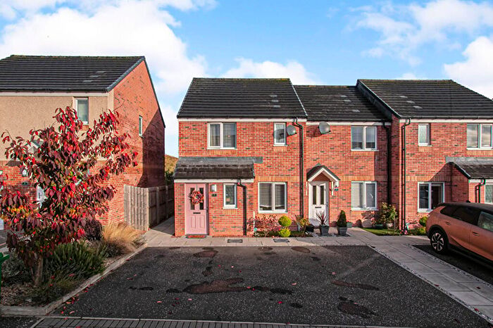 3 Bedroom End Of Terrace House For Sale In Cairns Crescent, Dunfermline, KY12