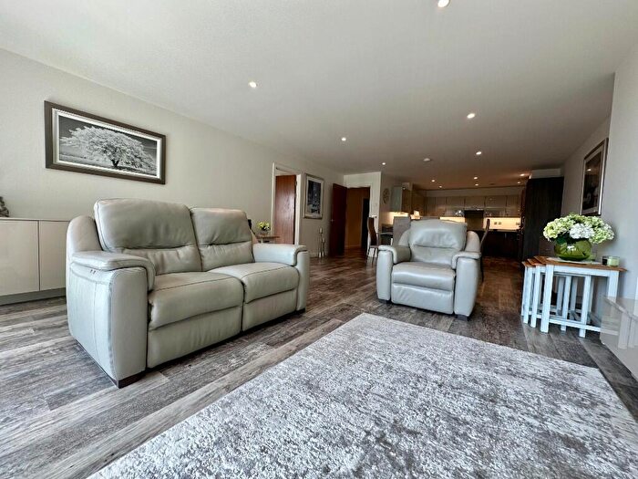 3 Bedroom Retirement Property For Sale In Mount Road, Poole, Dorset, BH14