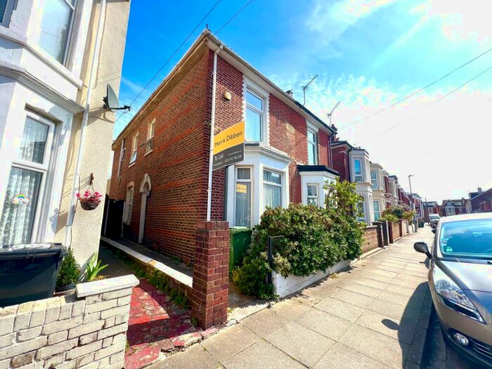 5 Bedroom House To Rent In Montgomerie Road, Southsea, PO5