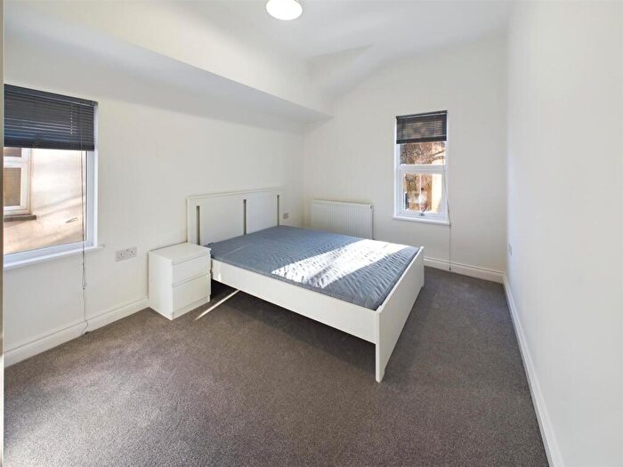 6 Bedroom House To Rent In Cooksley Road, Bristol, BS5