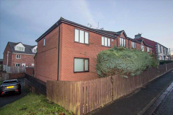 2 Bedroom Flat To Rent In Laburnum Court, Guidepost, Choppington, NE62