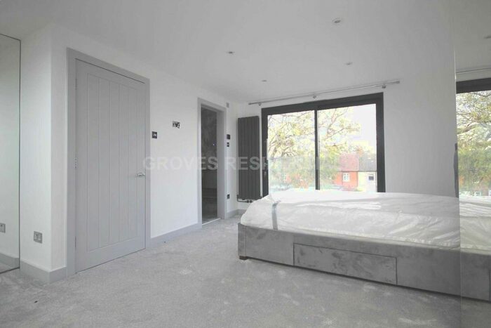 4 Bedroom Terraced House To Rent In Phyllis Avenue, New Malden, KT3