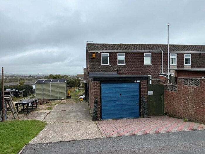 3 Bedroom End Of Terrace House For Sale In Carisbrooke, Southill, Weymouth, DT4