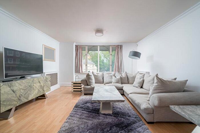 2 Bedroom Flat To Rent In Short Let! Crown Court, Park Road, London, NW8