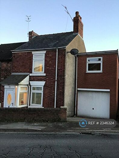 3 Bedroom Semi-Detached House To Rent In Handley Road, Chesterfield, S43