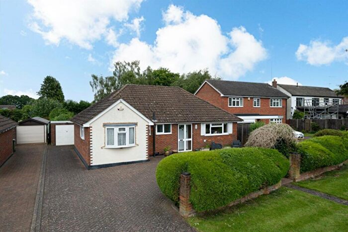 3 Bedroom Bungalow To Rent In Leverstock Green Road, Hemel Hempstead, HP3